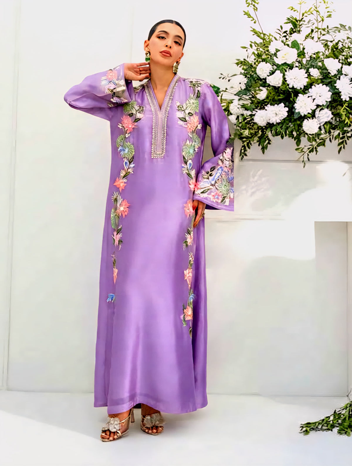 ETHNIC / LAAM – Shamoz Silk Embroidered 2PC